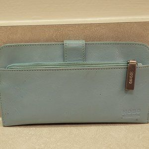 Hobo slim wallet/card holder, with inside keychain and outside zippered pocket